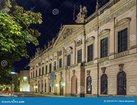 Facciata dello Zeughaus (Arsenale di Berlino)