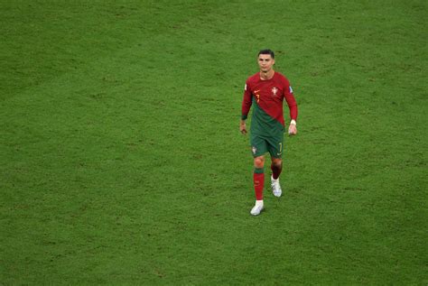 Cristiano Ronaldo che esce dal campo
