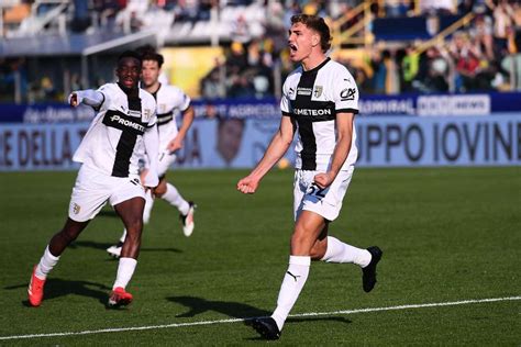Foto di Mateo Pellegrino che esulta dopo un gol