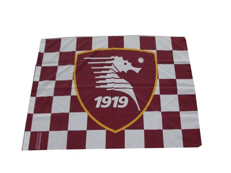 Bandiera Reggina e Salernitana