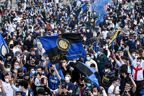 Tifosi dell'Inter allo stadio