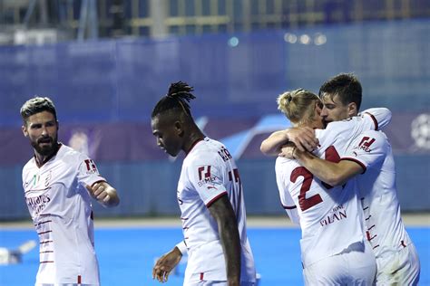 Giocatori Dinamo Zagabria in azione