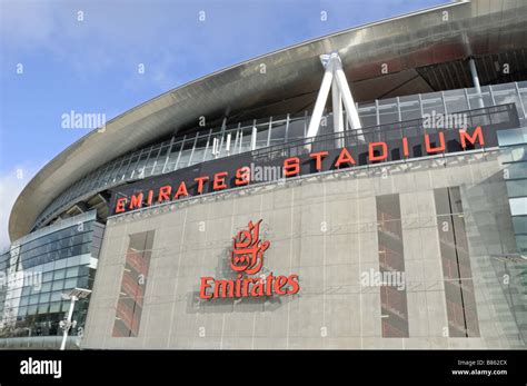 Vista esterna dell'Emirates Stadium di Londra