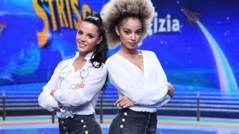 Shaila Gatta e Mikaela Neaze Silva come veline di Striscia la Notizia