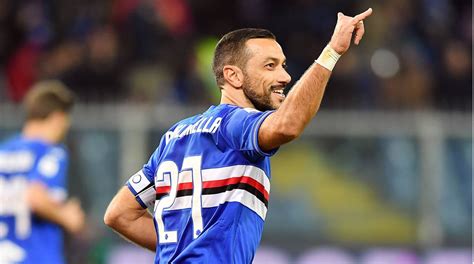 Fabio Quagliarella, attaccante della Sampdoria, festeggia un gol