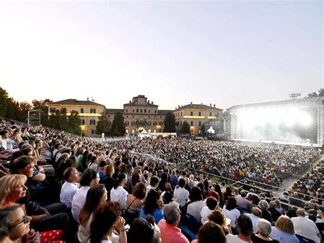 Parco Ducale di Parma durante un concerto