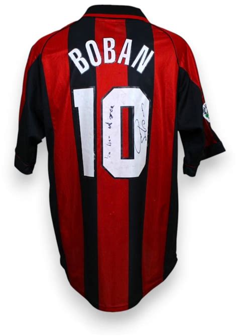 Zvonimir Boban con la maglia del Milan