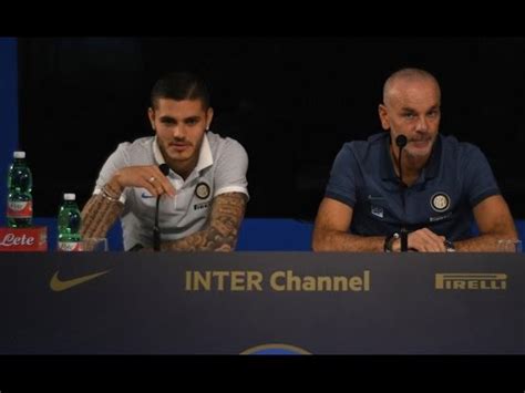 Mauro Icardi e Stefano Pioli in conferenza stampa