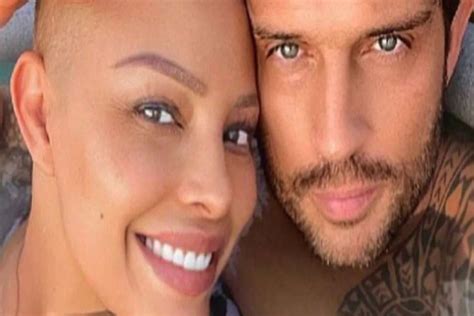 Carolina Marconi e Alessandro Tulli sorridenti insieme