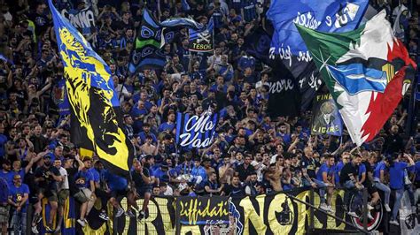 Tifosi Inter in protesta