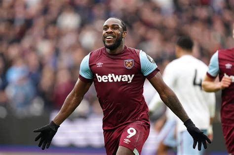 Cartonato di Michail Antonio