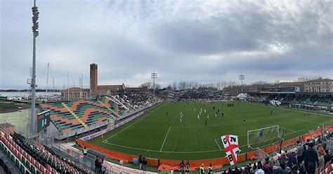 Vista esterna dello Stadio Pier Luigi Penzo di Venezia